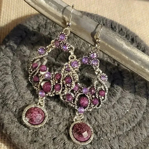 Vintage 90s Lacy Fancy Purple Antique Silver Acrylic Crystal Dangle Earrings - Picture 4 of 8